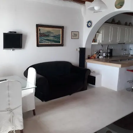 Semesterbostad Mykonos Beachfront House With Sunset & Delos View